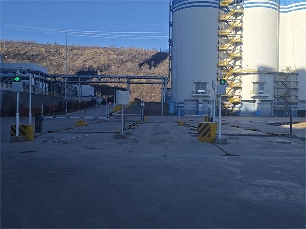 山西朔州安太堡露天煤礦電廠(chǎng)